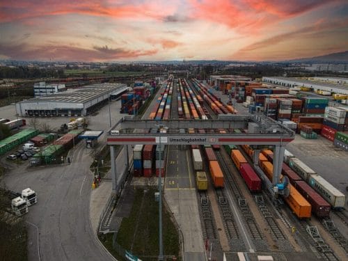 Logistics และ Supply Chain